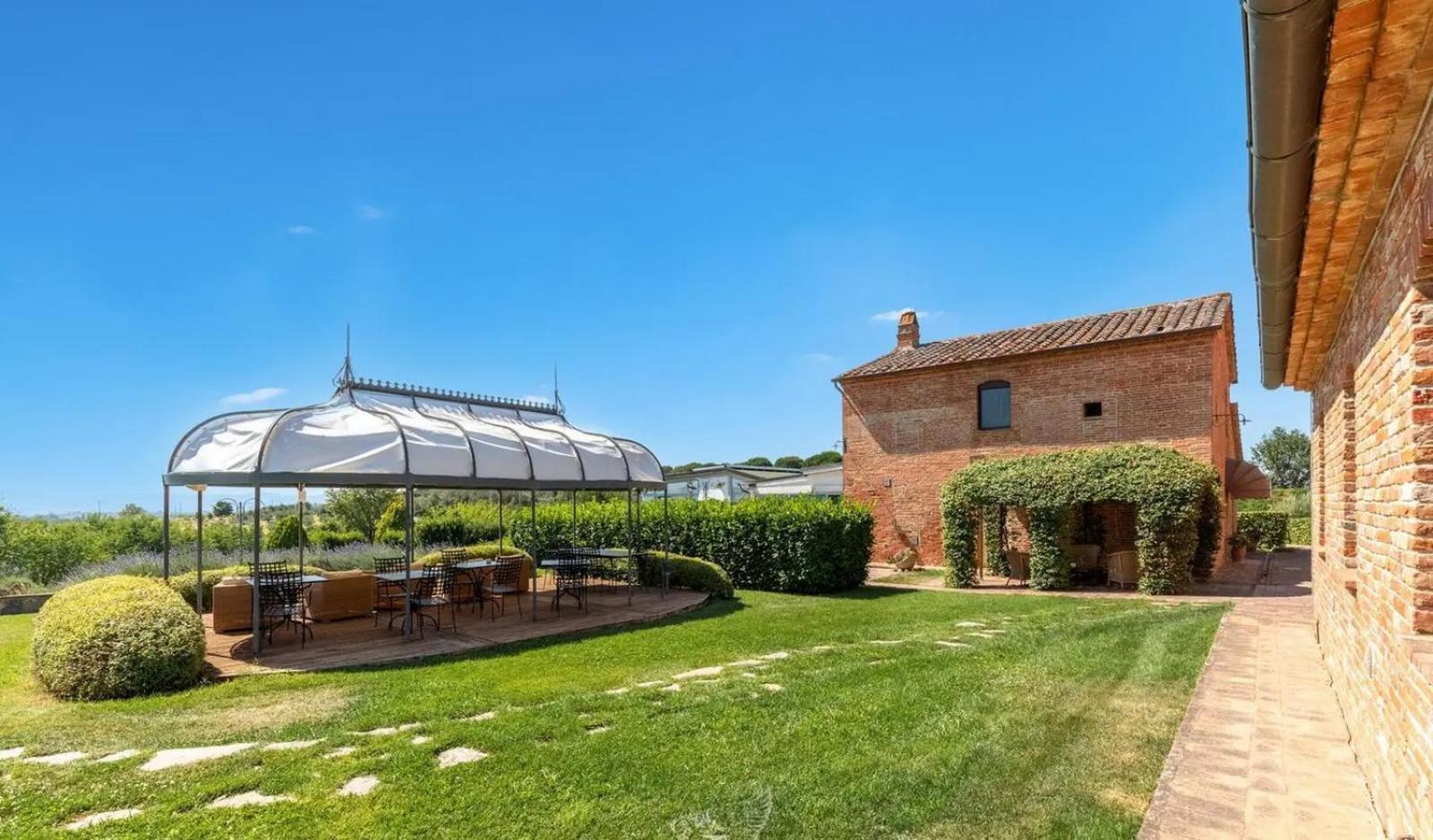 Agriturismo Le Torri Di Porsenna Villa Petrignano Del Lago Exterior photo